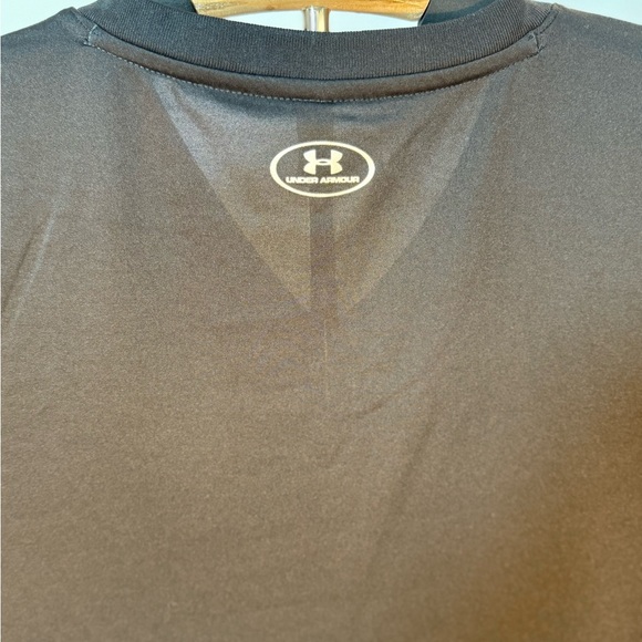 Under Armour Small “Marines – Protect This House” V-Neck Tee Patriot Shirt - Picture 8 of 8
